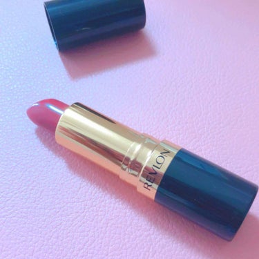 REVLON スーパー ラストラス リップスティックのクチコミ「顔がくすまないブラウンリップ💄
レブロン スーパーラトラスリップスティック
115番です💕

.....」（1枚目）