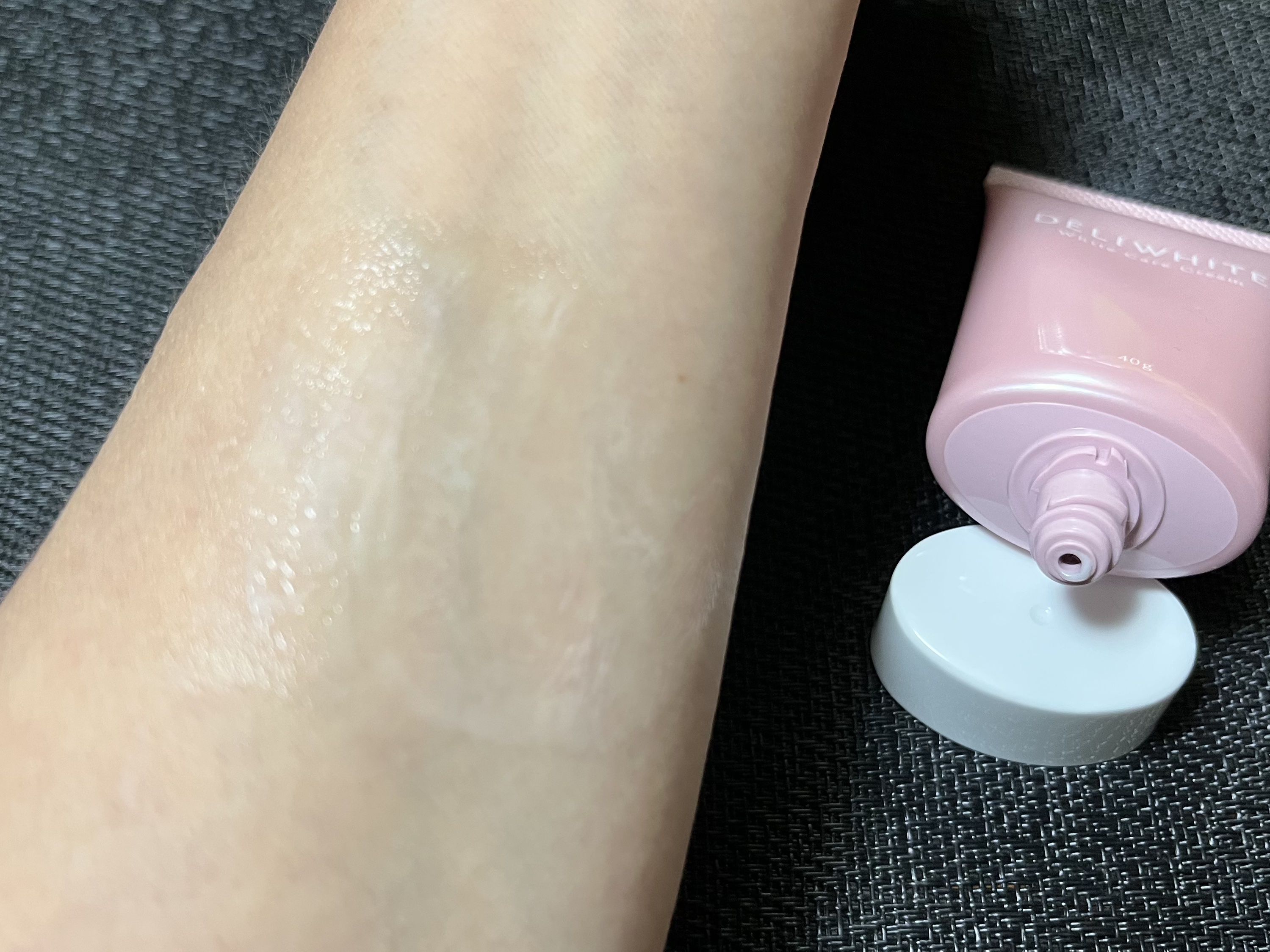 薬用ホワイトケアクリーム/DELIWHITE/デリケートゾーンケアを使ったクチコミ（3枚目）