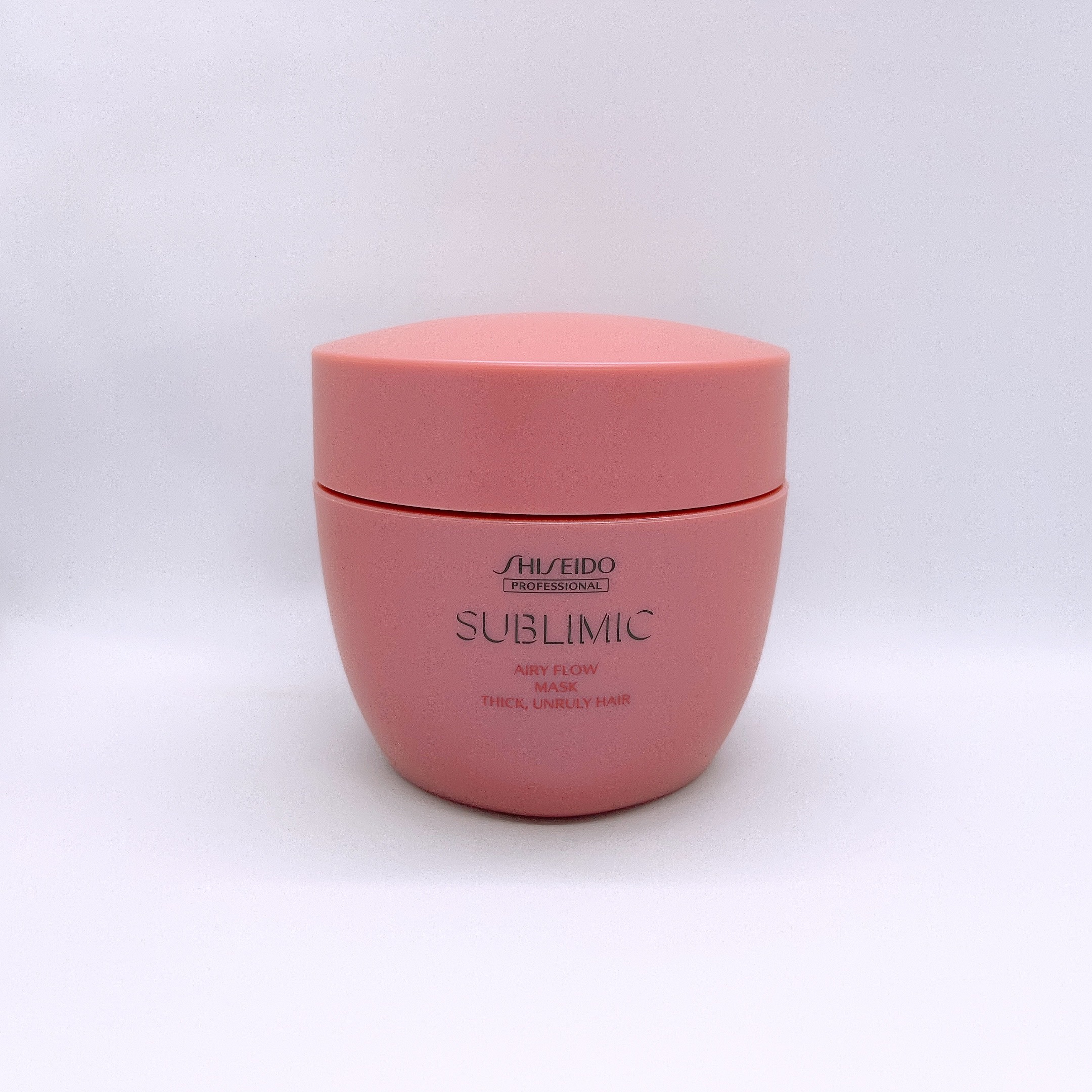 サブリミック エアリーフロー マスク (T)のクチコミ「サブリミックのエアリーフロー マスクを使用しました😊

重すぎないテクスチャー髪になじんでくれ.....」（1枚目）