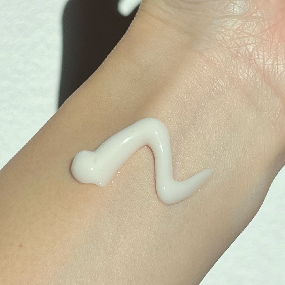 M♡フォロバ on LIPS 「#m_beautyroom06です🌸-—————UIQバイオー..」(3枚目)