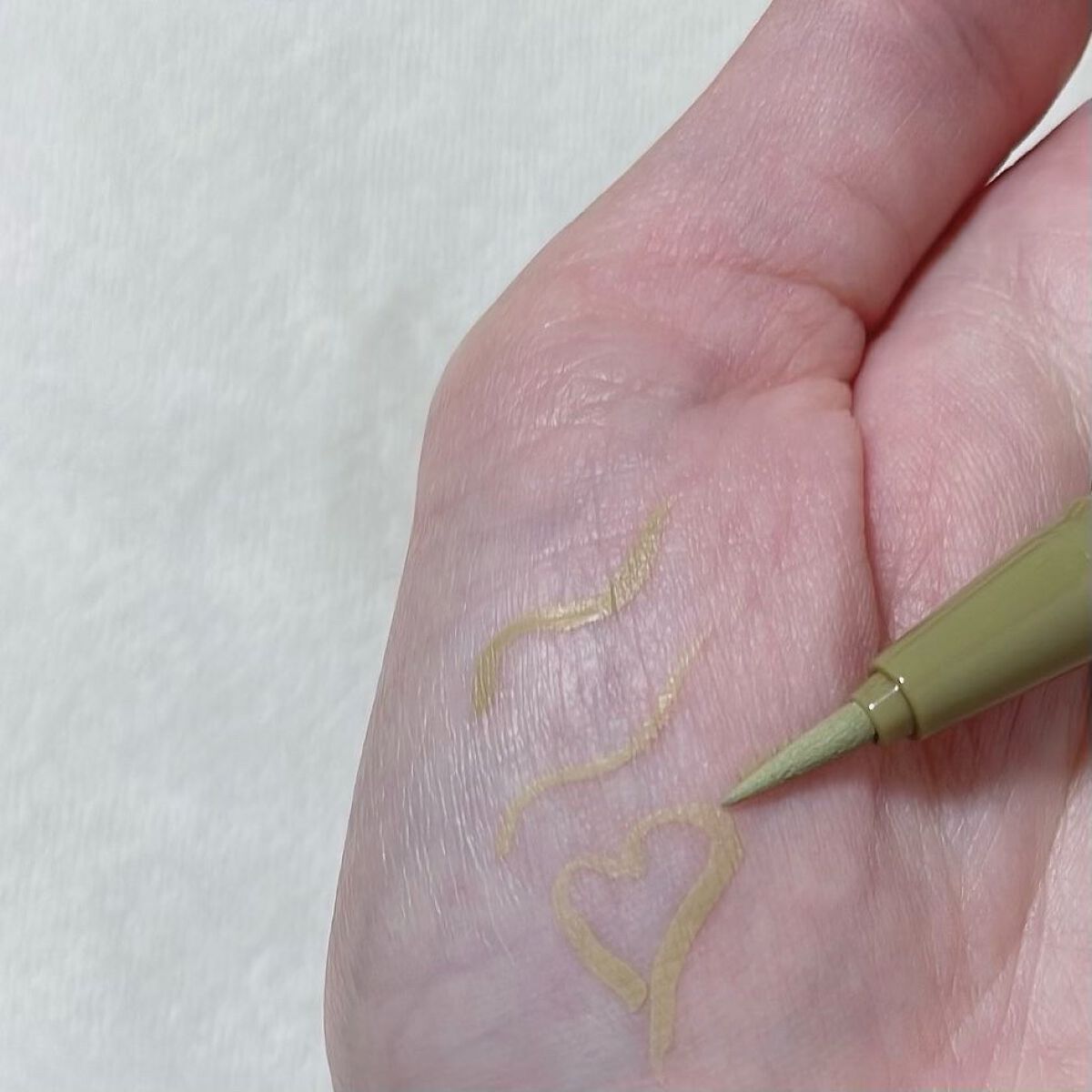 シャドーカスタマイズ/MAJOLICA MAJORCA/単色アイシャドウを使ったクチコミ(5枚目)