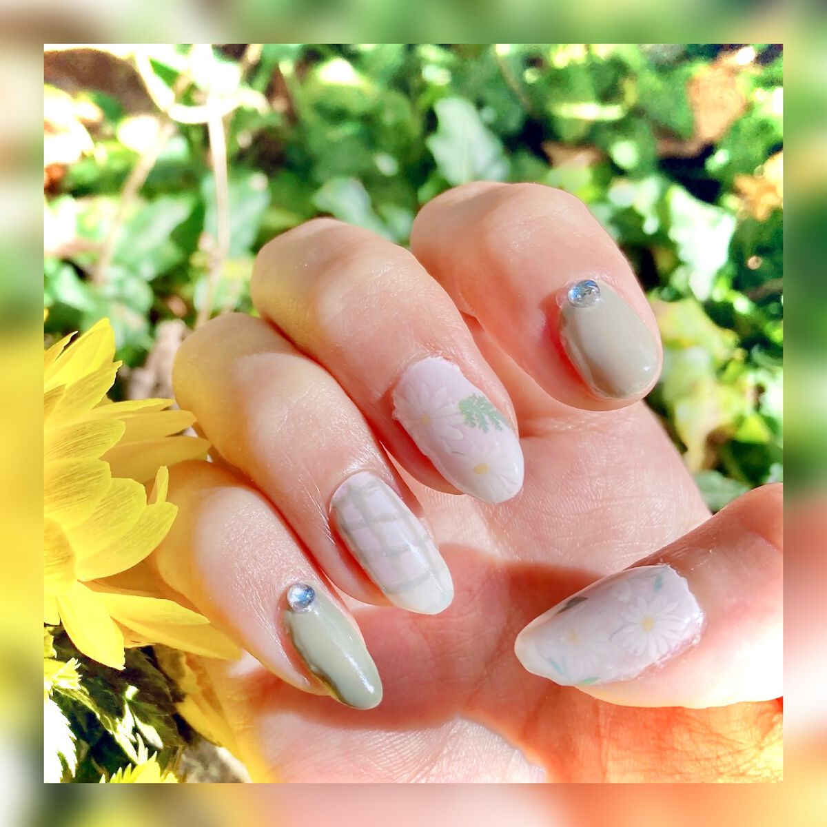 ねこしゃん on LIPS 「🌷🌷春に可愛いパステルカラーネイル🌷🌷春の散歩、ピクニック、デ..」(2枚目)