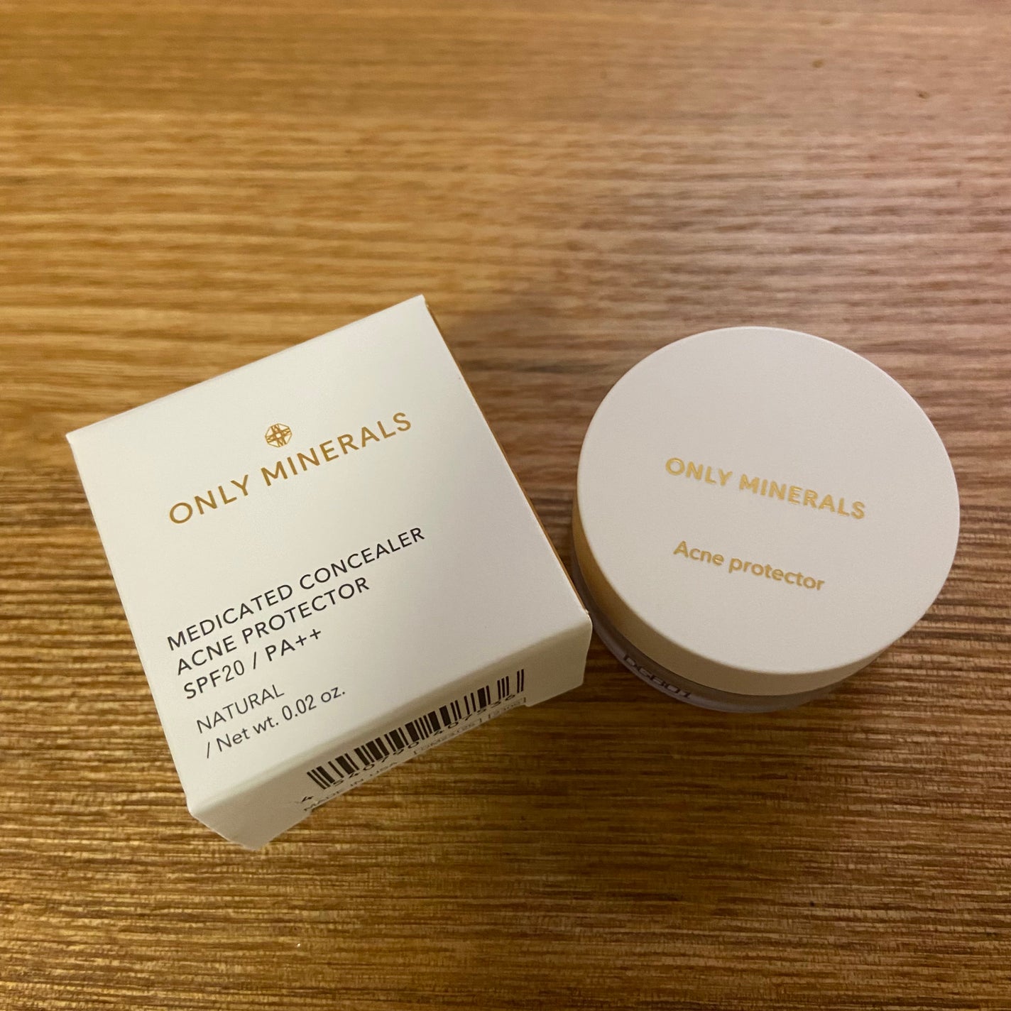 薬用コンシーラー アクネプロテクター/ONLY MINERALS/パウダーコンシーラーを使ったクチコミ(2枚目)