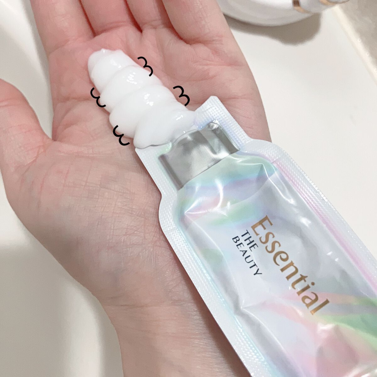 ザビューティ うるツヤチャージヘアパック/エッセンシャル/ヘアマスク・ヘアパックを使ったクチコミ(4枚目)