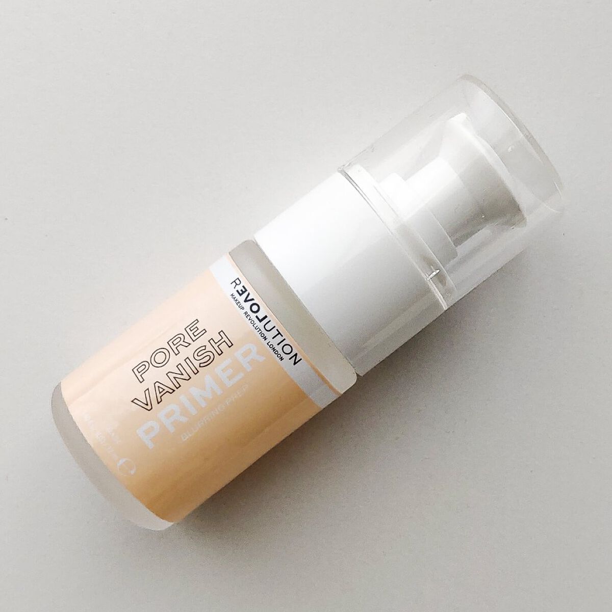 Relove by Revolution Pore Vanish Primer/MAKEUP REVOLUTION/化粧下地を使ったクチコミ（1枚目）