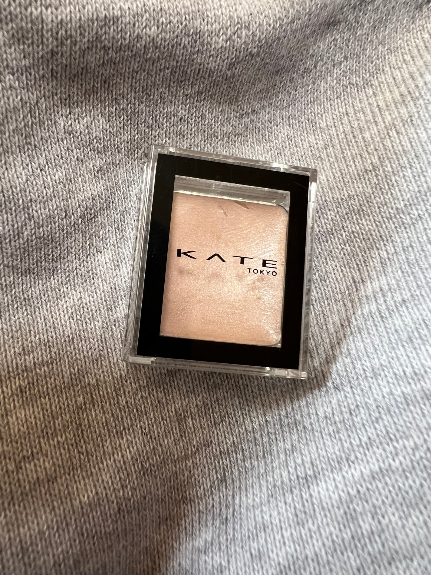 ザ アイカラーベース/KATE/アイシャドウベースを使ったクチコミ(1枚目)