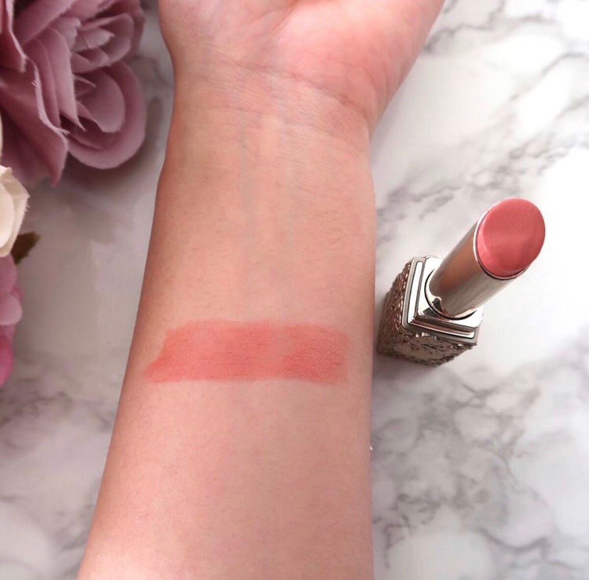 ララブーケ ルージュグロッシー/TWANY/口紅を使ったクチコミ(3枚目)