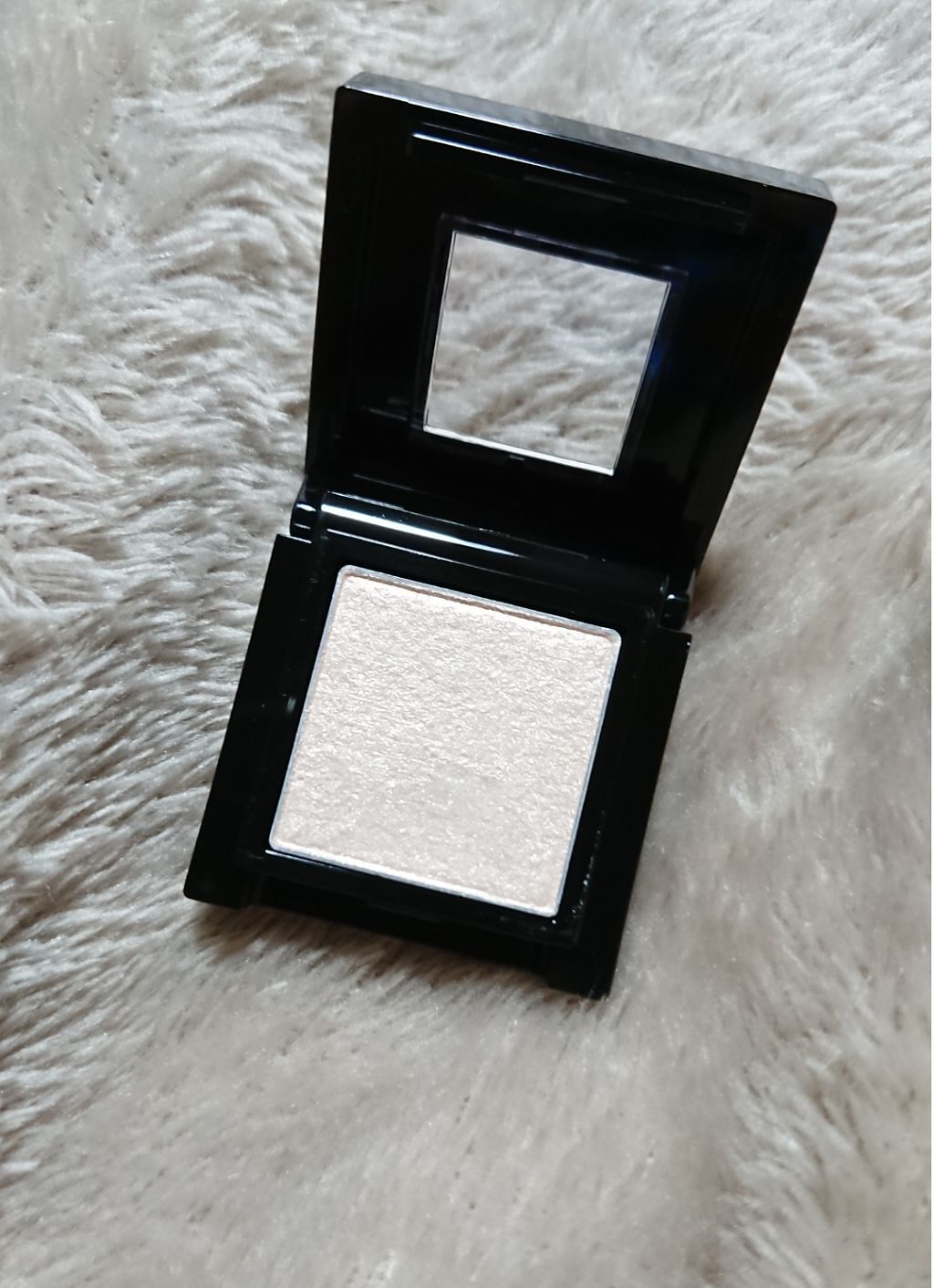 ヴィセ アヴァン シングルアイカラー 003 COTTON PEARL/Visée/単色アイシャドウを使ったクチコミ（2枚目）