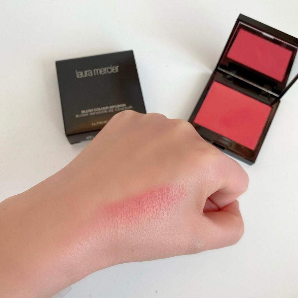 ブラッシュ カラー インフュージョン/ローラ メルシエ/パウダーチークを使ったクチコミ(2枚目)