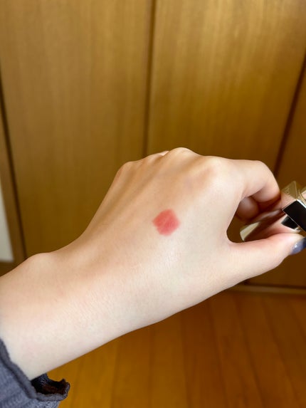 モノクローム ウェイトレス リップカラー(スムース ナイロン)/PRADA BEAUTY/口紅を使ったクチコミ(3枚目)