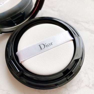 【旧】ディオールスキン フォーエヴァー クッション 0N ニュートラル  <ニュー ルック エディション> （生産終了）/Dior/クッションファンデーションを使ったクチコミ（2枚目）