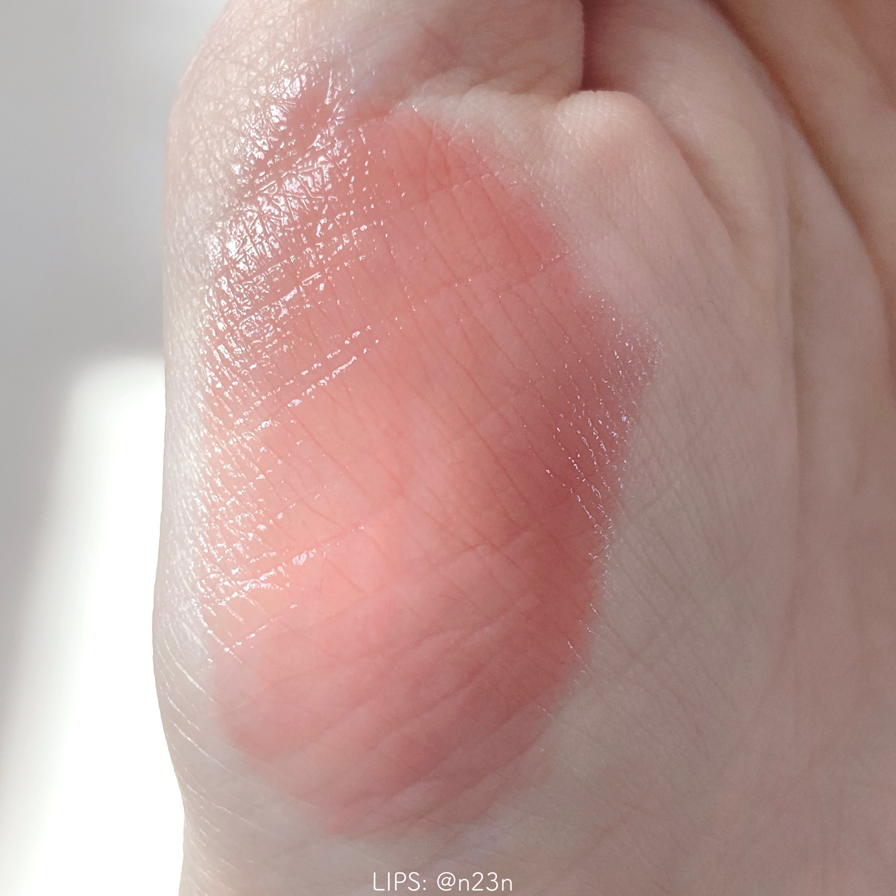 デュイフルウォーターティント 17 メロウシュガー（サンリオコラボ デュイフルウォーターティント）/rom&nd/リップティントを使ったクチコミ（2枚目）