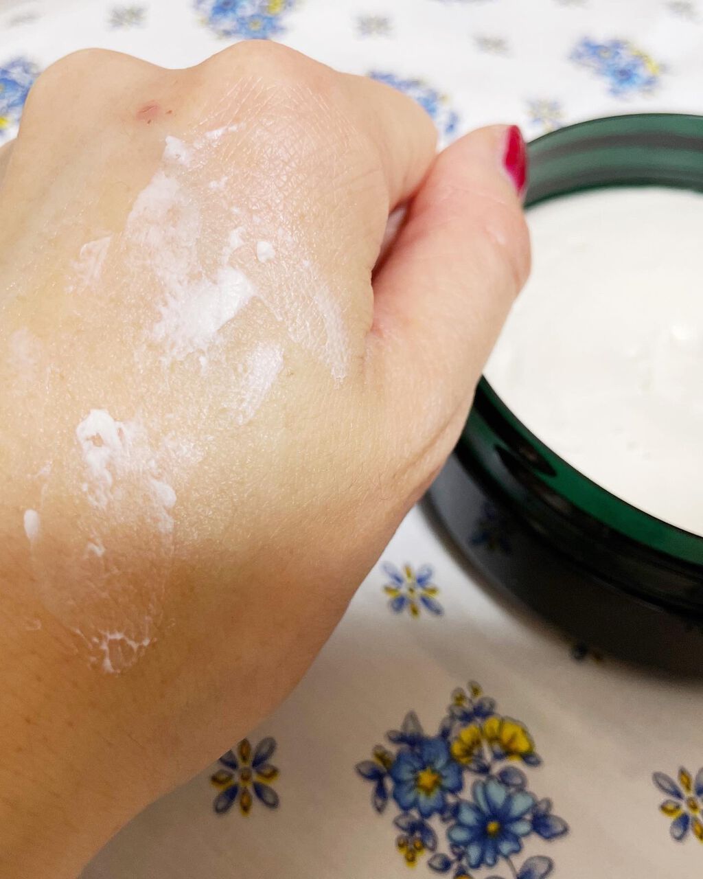 ボディバター ココナッツ/THE BODY SHOP/ボディクリームを使ったクチコミ(3枚目)