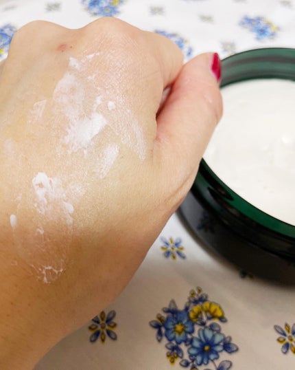 ボディバター ココナッツ/THE BODY SHOP/ボディクリームを使ったクチコミ(3枚目)