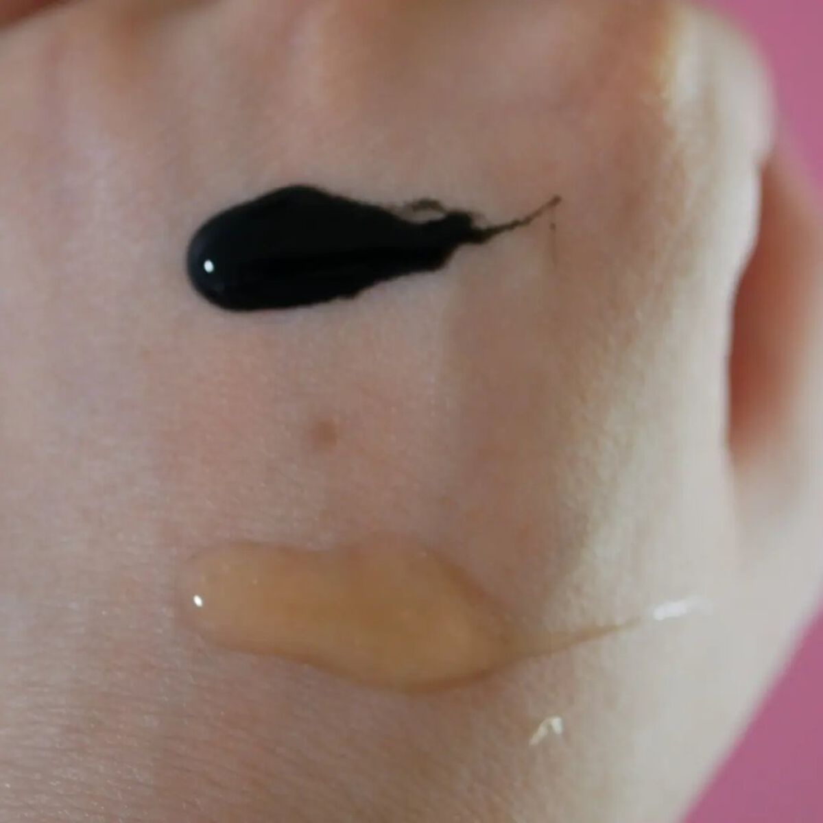 毛穴小町 ブラックピールオフパック/クリアターン/ピーリングを使ったクチコミ（2枚目）