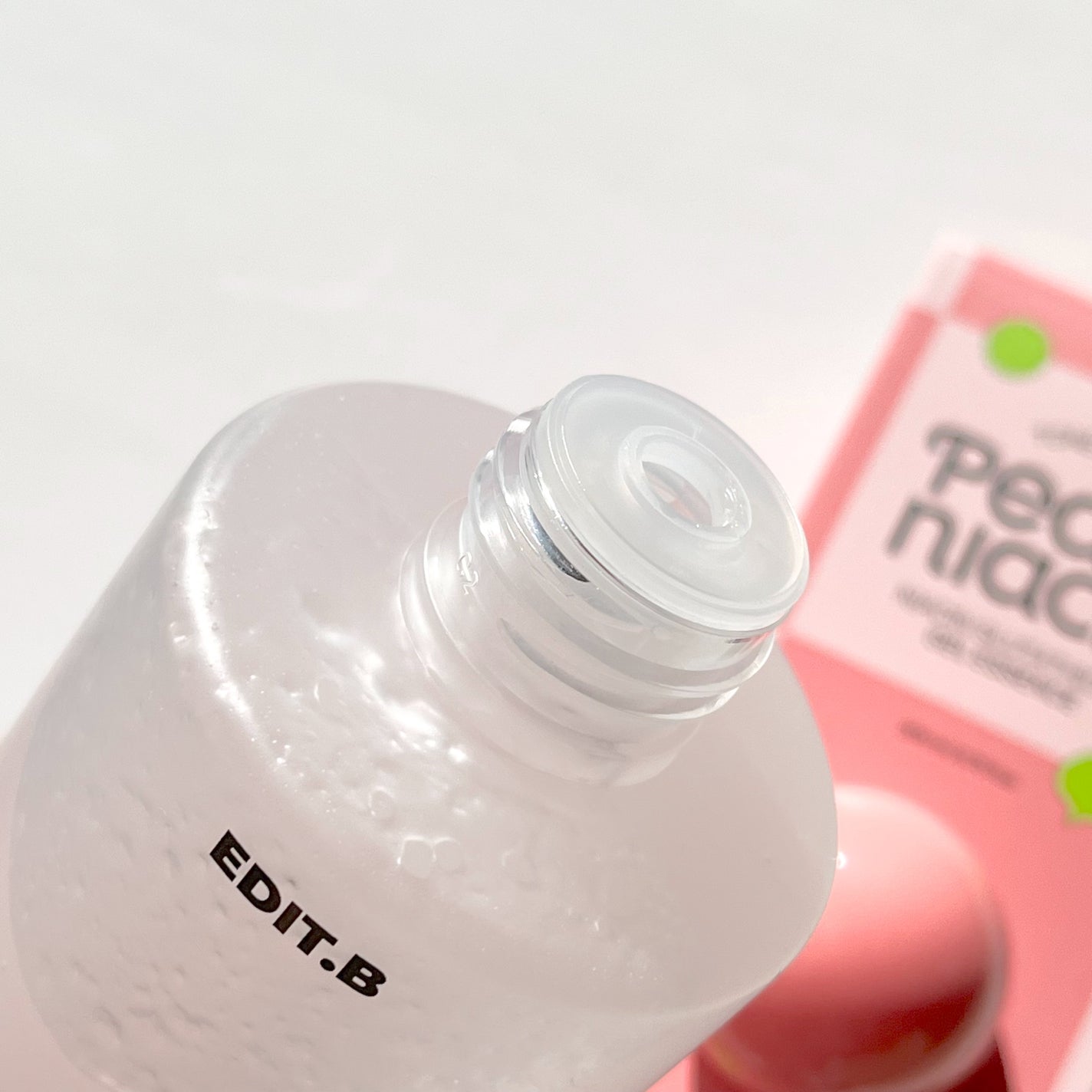 ピーチ ナイアシンアミド GLT ジェルエッセンス/EDIT.B/美容液を使ったクチコミ(2枚目)