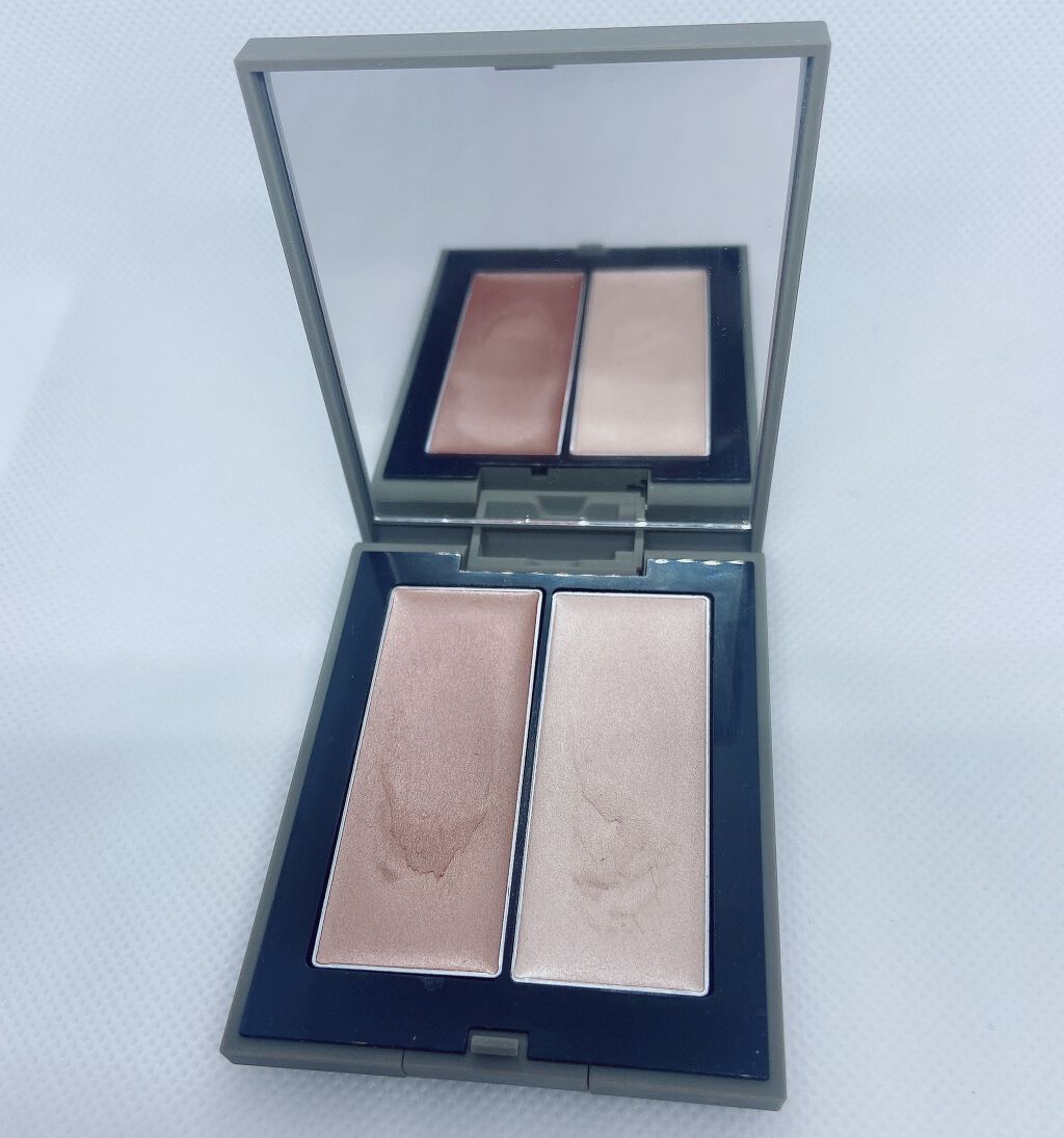 THREE シマリング グロー デュオ/THREE/クリームハイライトを使ったクチコミ（2枚目）