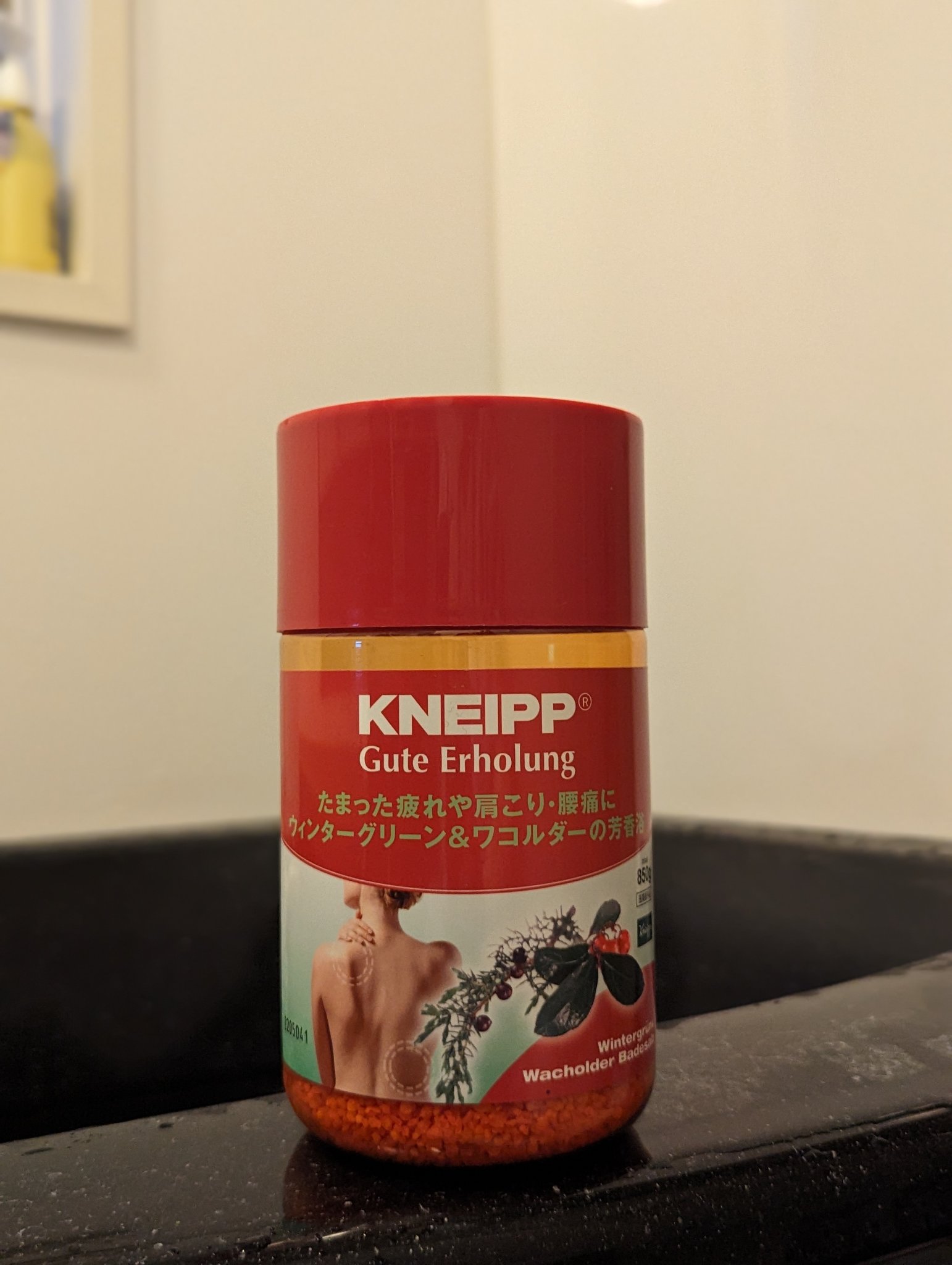 クナイプ グーテエアホールング バスソルト ウィンターグリーン&ワコルダーの香り 850g【旧】/クナイプ/無機塩系入浴剤を使ったクチコミ（1枚目）