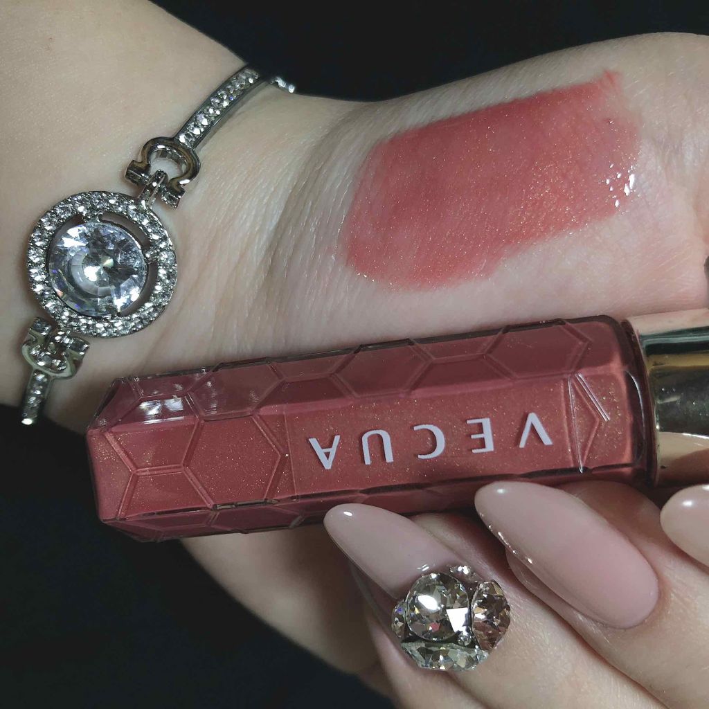 ハニーラスター r/ROAlív/リップグロスを使ったクチコミ(2枚目)