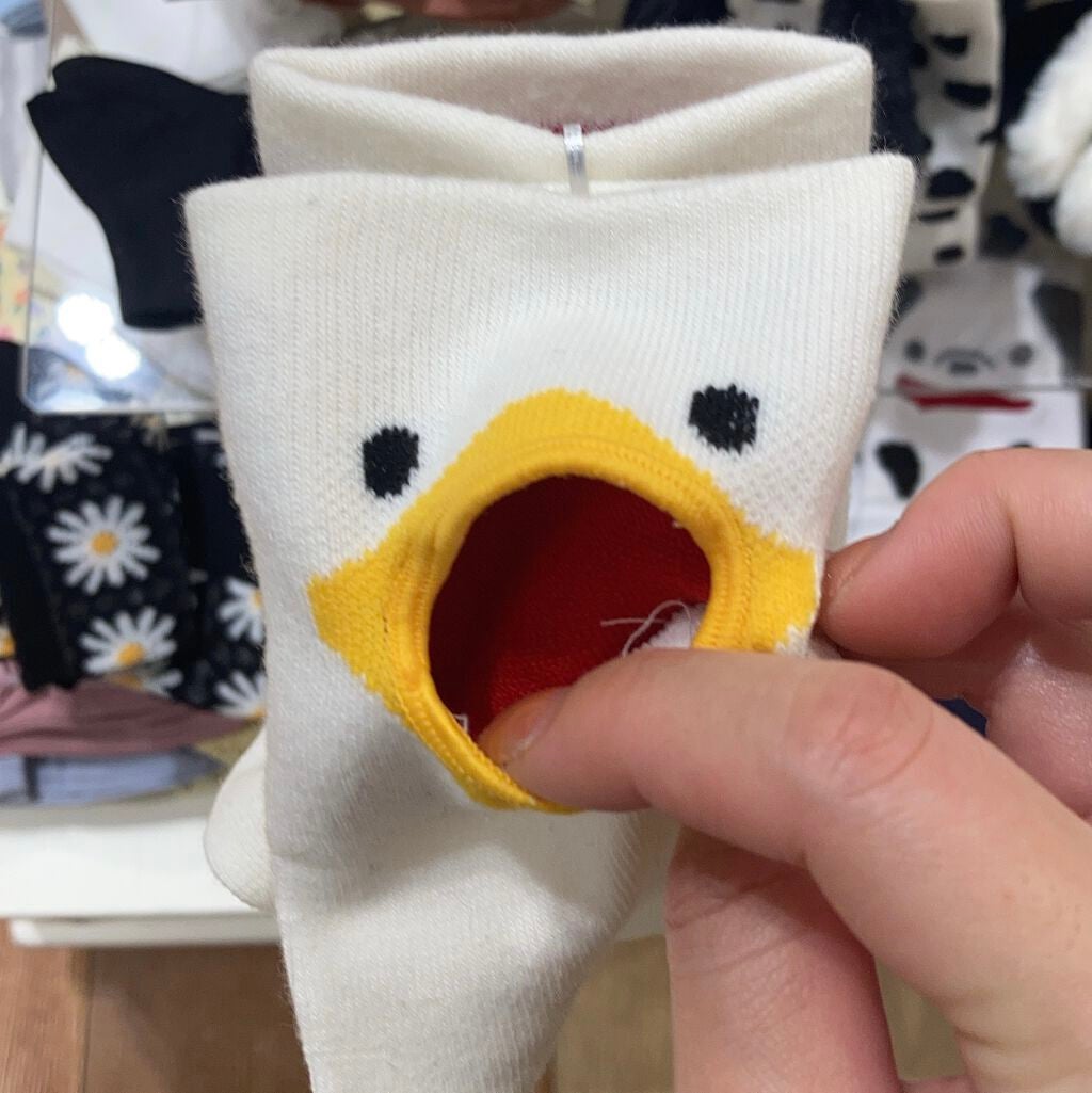 しに子ちゃん on LIPS 「オモコロチャンネル見てたらMINISTOPいきたくなって三人で..」(3枚目)