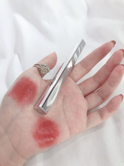 スポットライトシャイニーモイストスリムリップスティック/PERFECT DIARY/口紅を使ったクチコミ(2枚目)