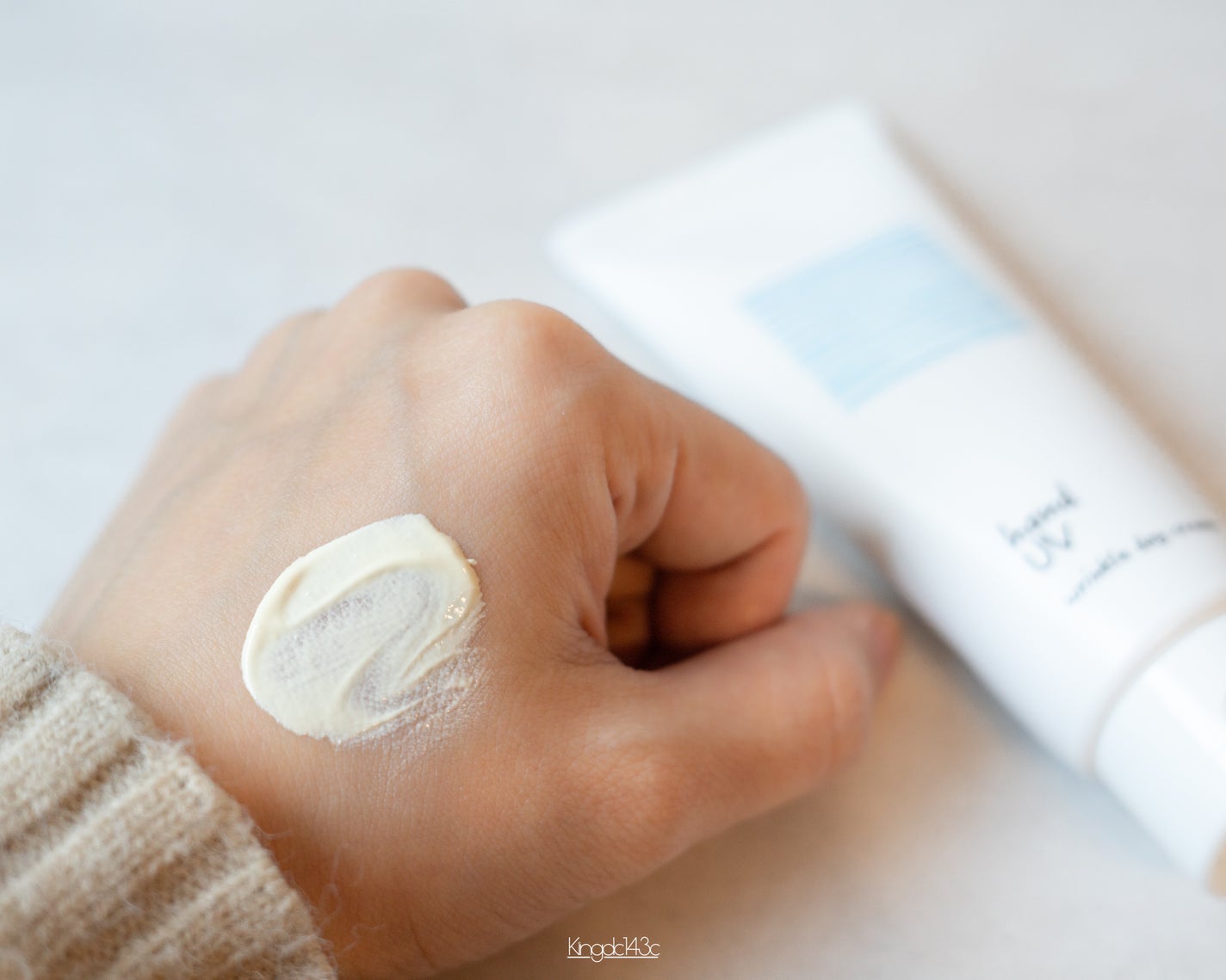 ハンド UV リンクルデイクリーム W/ナリスアップ/ハンドクリームを使ったクチコミ(5枚目)