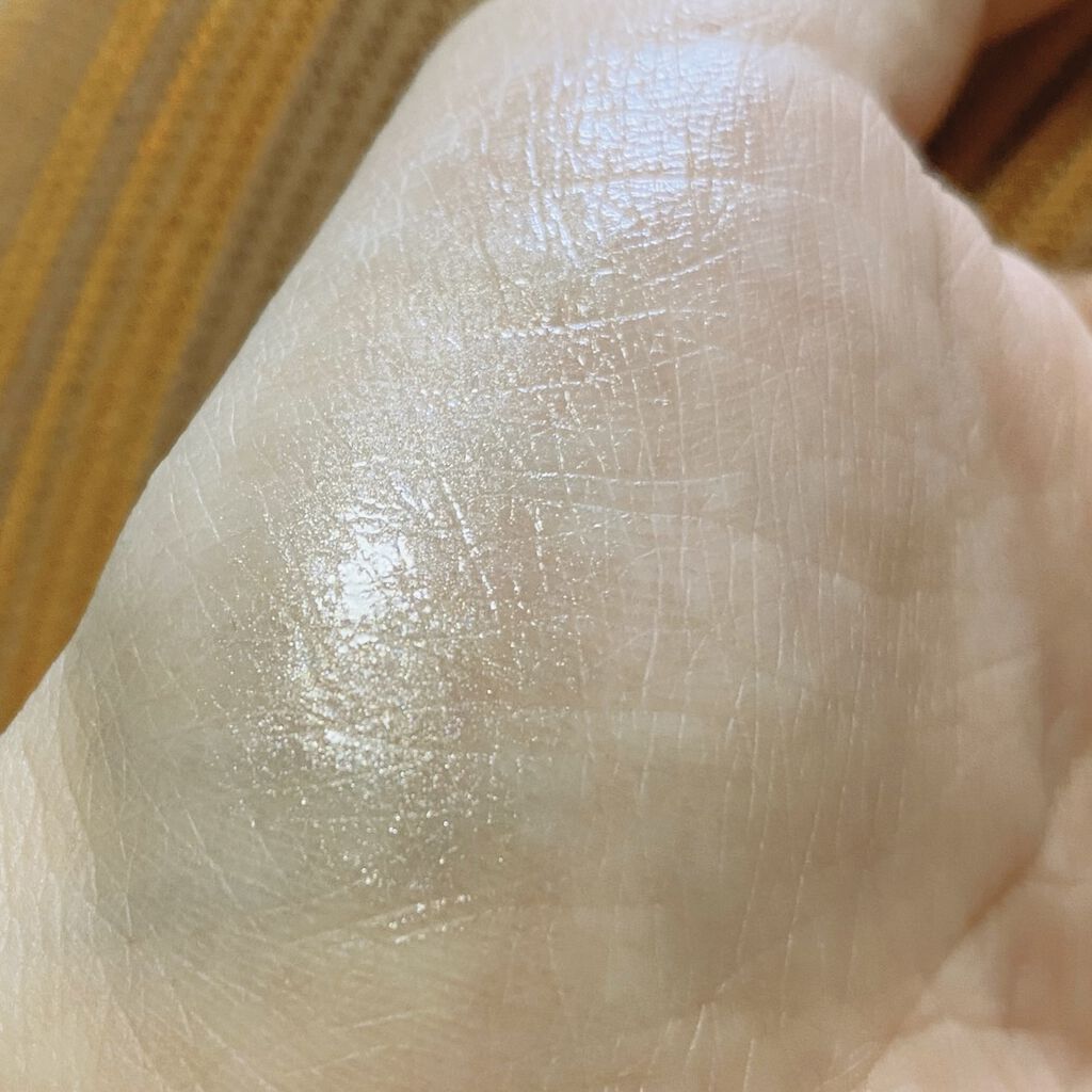 ボーム エサンシエル/CHANEL/スティックハイライトを使ったクチコミ（2枚目）