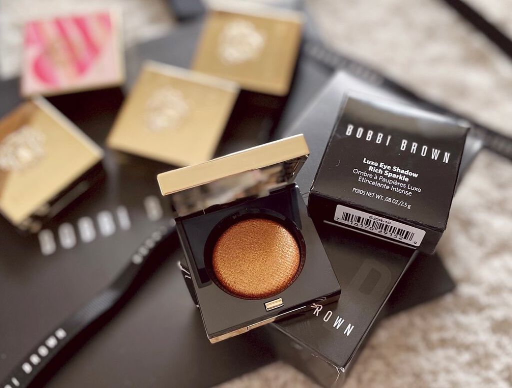 リュクスアイシャドウ 10 サンフレア(リッチ スパークル)/BOBBI BROWN/単色アイシャドウを使ったクチコミ（1枚目）