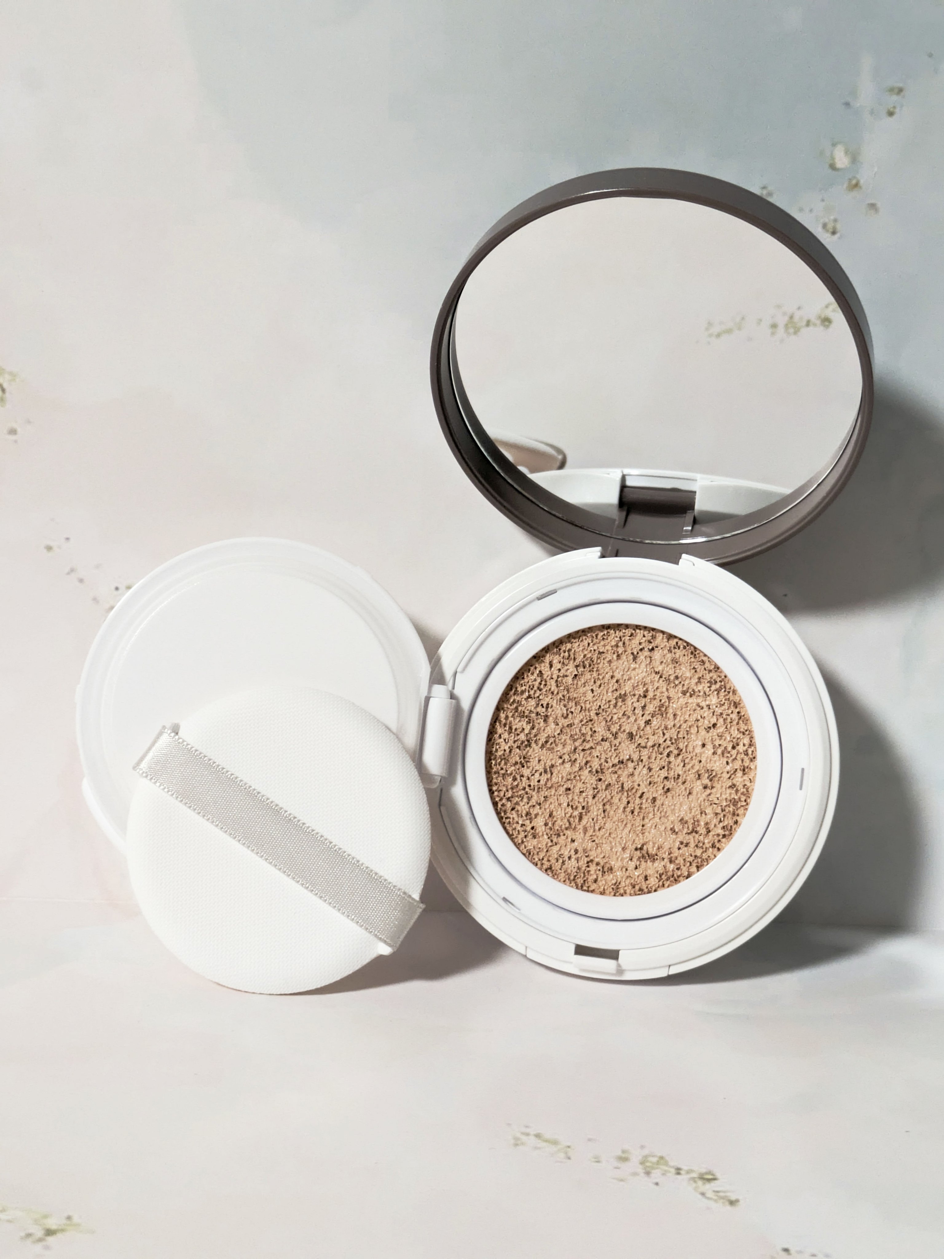 グロウ＆カバークッションファンデーション/パーフェクトワン/クッションファンデーションを使ったクチコミ（2枚目）