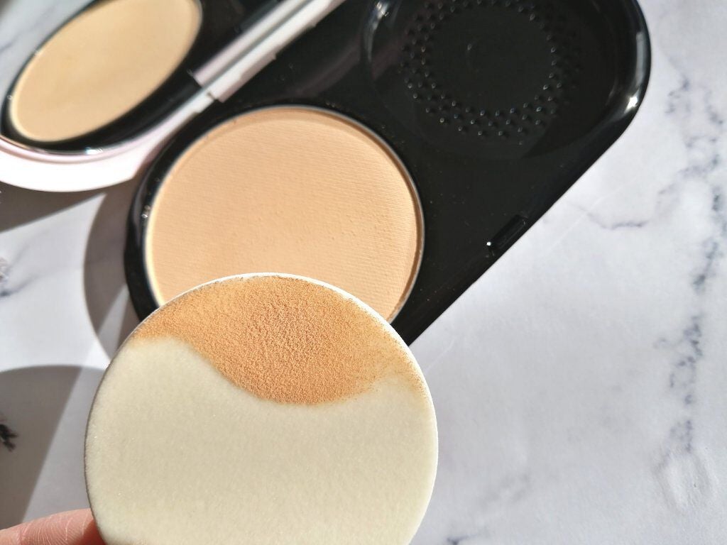 ライトフル C3 ナチュラル シルク パウダーファンデーション/M・A・C/パウダーファンデーションを使ったクチコミ(3枚目)