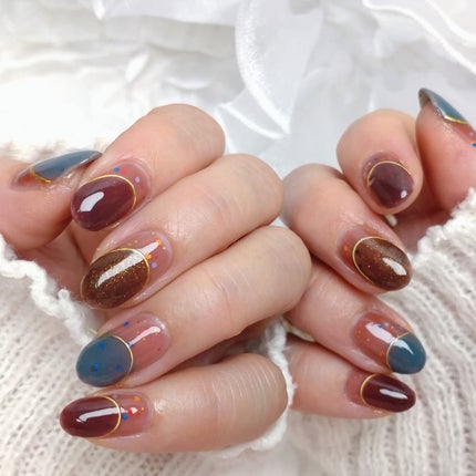 ミルクティ on LIPS 「✴✴#深め丸フレンチネイル✨✴ずーっと気になっていて、去年のメ..」(8枚目)