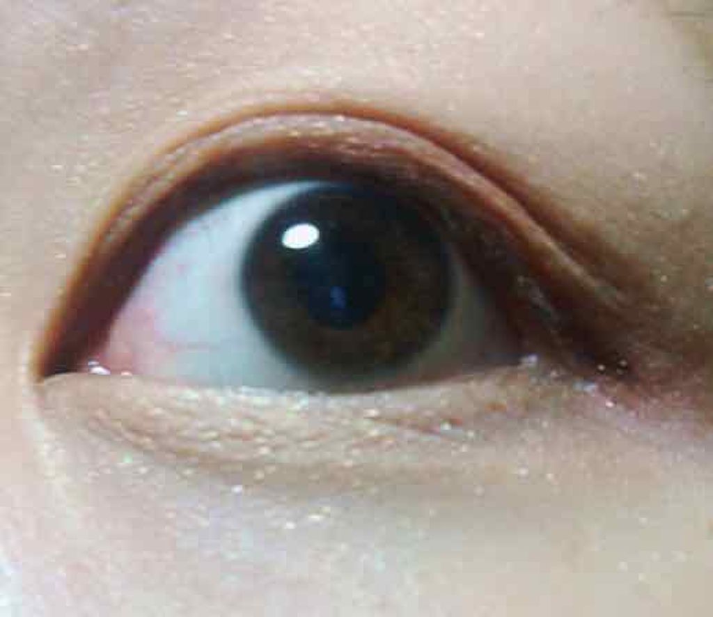 ダイソー×IT GIRL アイシャドウ 夢のダンス/DAISO/単色アイシャドウを使ったクチコミ（3枚目）