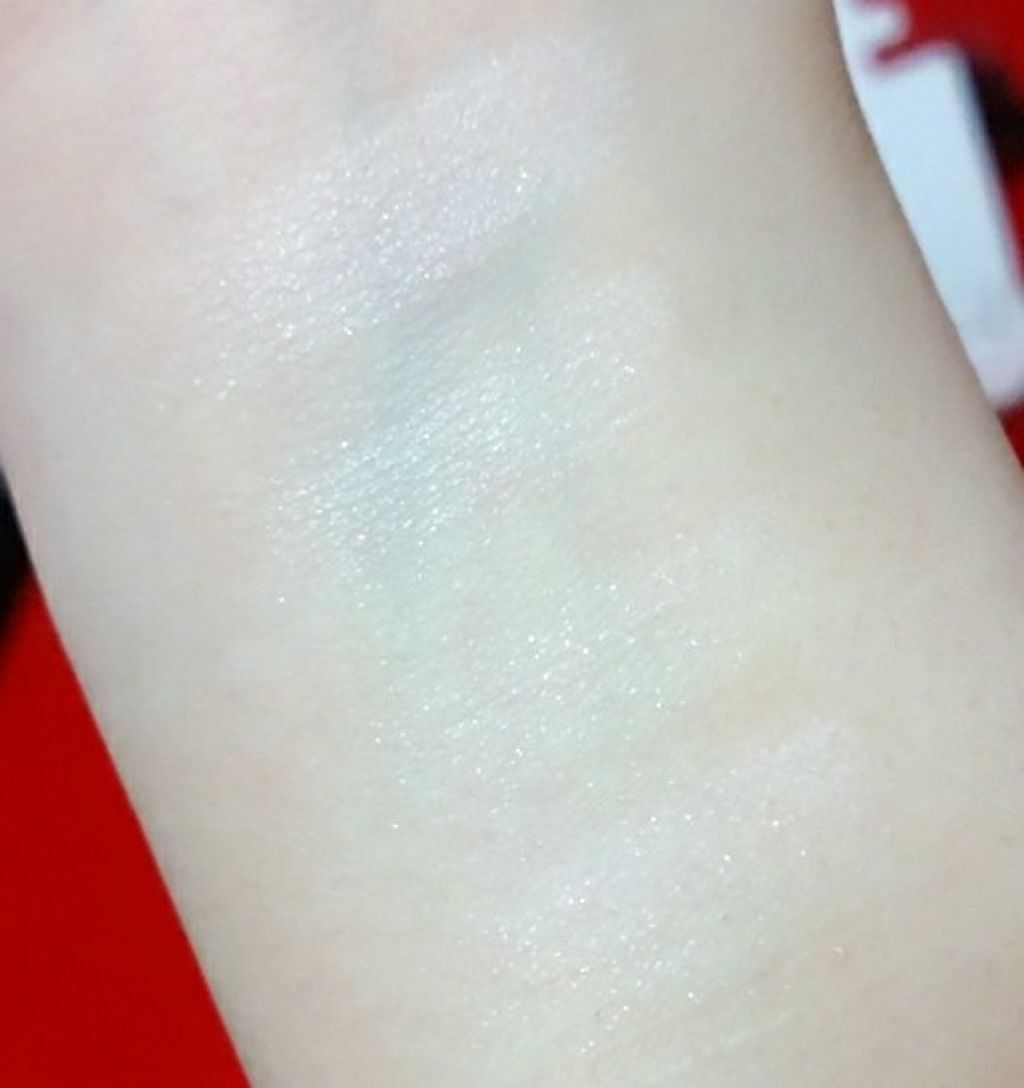 グロウフルールハイライター/キャンメイク/パウダーハイライトを使ったクチコミ（3枚目）