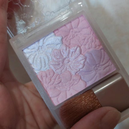 グロウフルールチークス(ブレンドタイプ)/キャンメイク/パウダーチークを使ったクチコミ(1枚目)