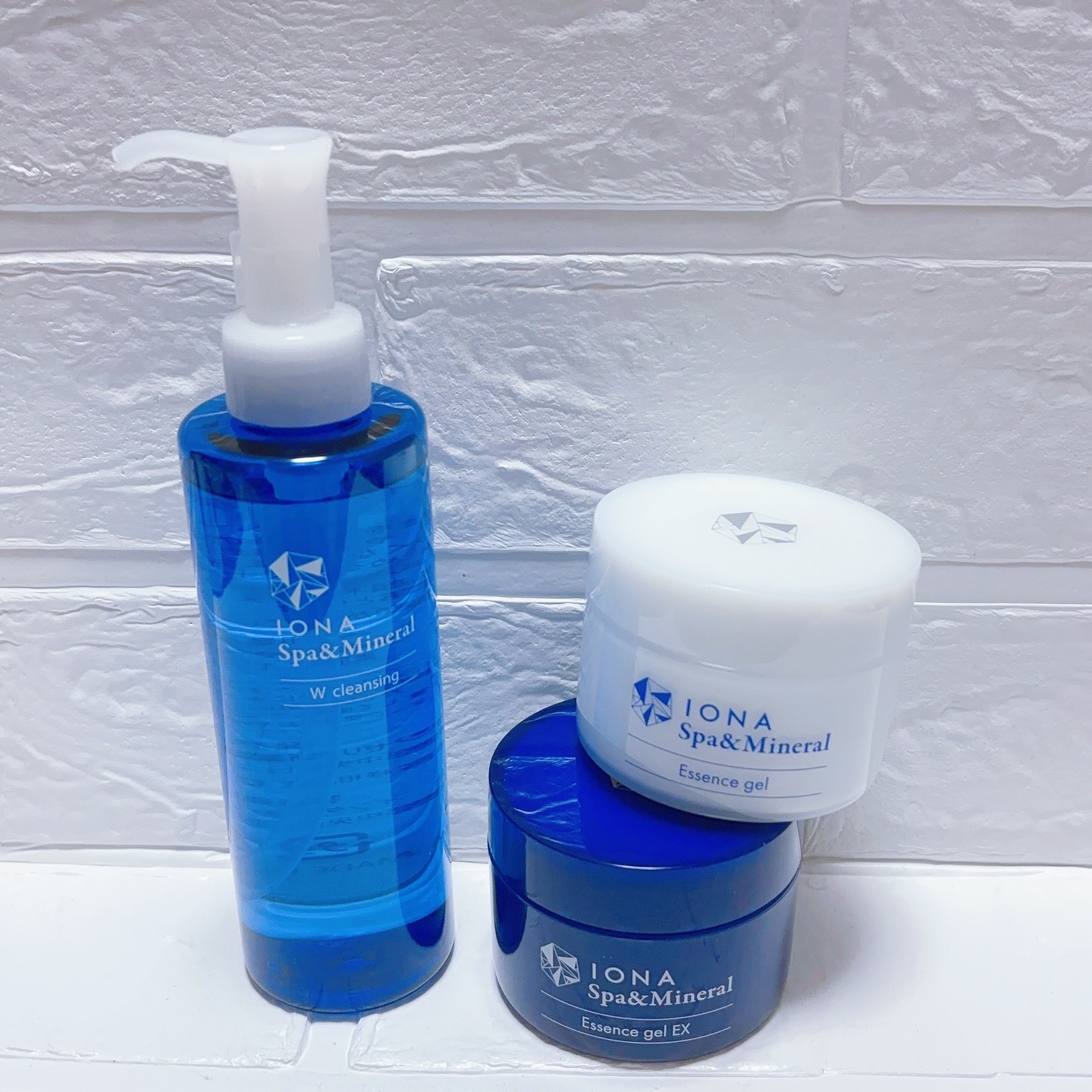 エッセンス ジェル EX/イオナ スパ＆ミネラル/オールインワン化粧品を使ったクチコミ（1枚目）