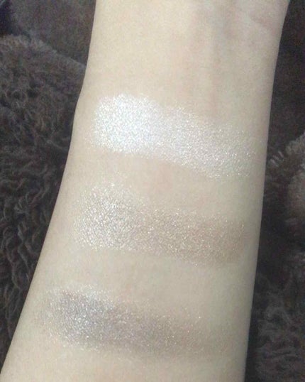 トーンアップアイシャドウ/CEZANNE/アイシャドウパレットを使ったクチコミ(2枚目)