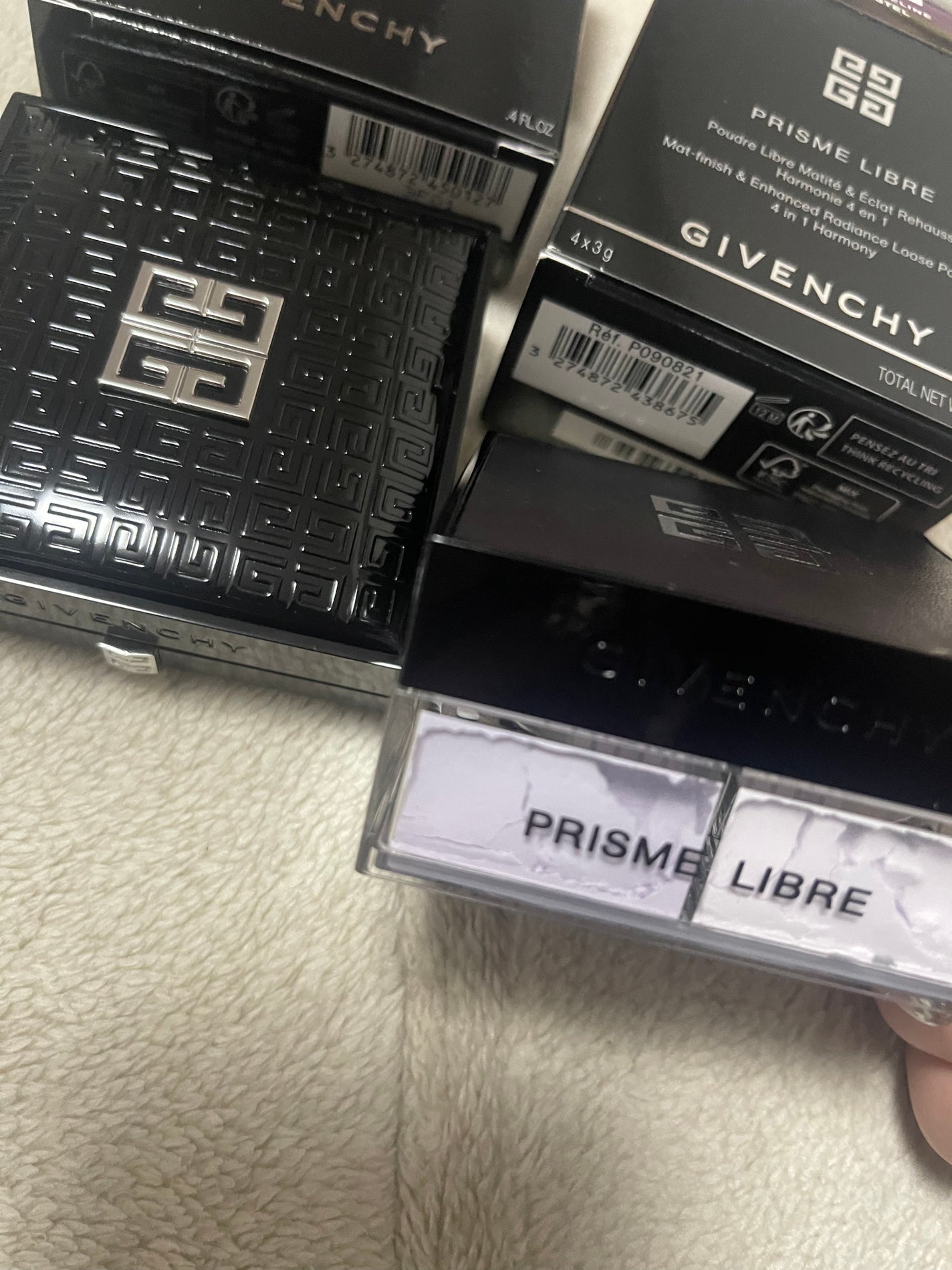 プリズム・リーブル/GIVENCHY/ルースパウダーを使ったクチコミ(3枚目)
