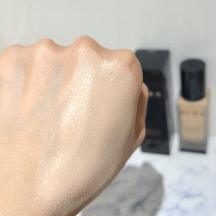 シルキーステイファンデーション 21N/HERA/リキッドファンデーションを使ったクチコミ(3枚目)