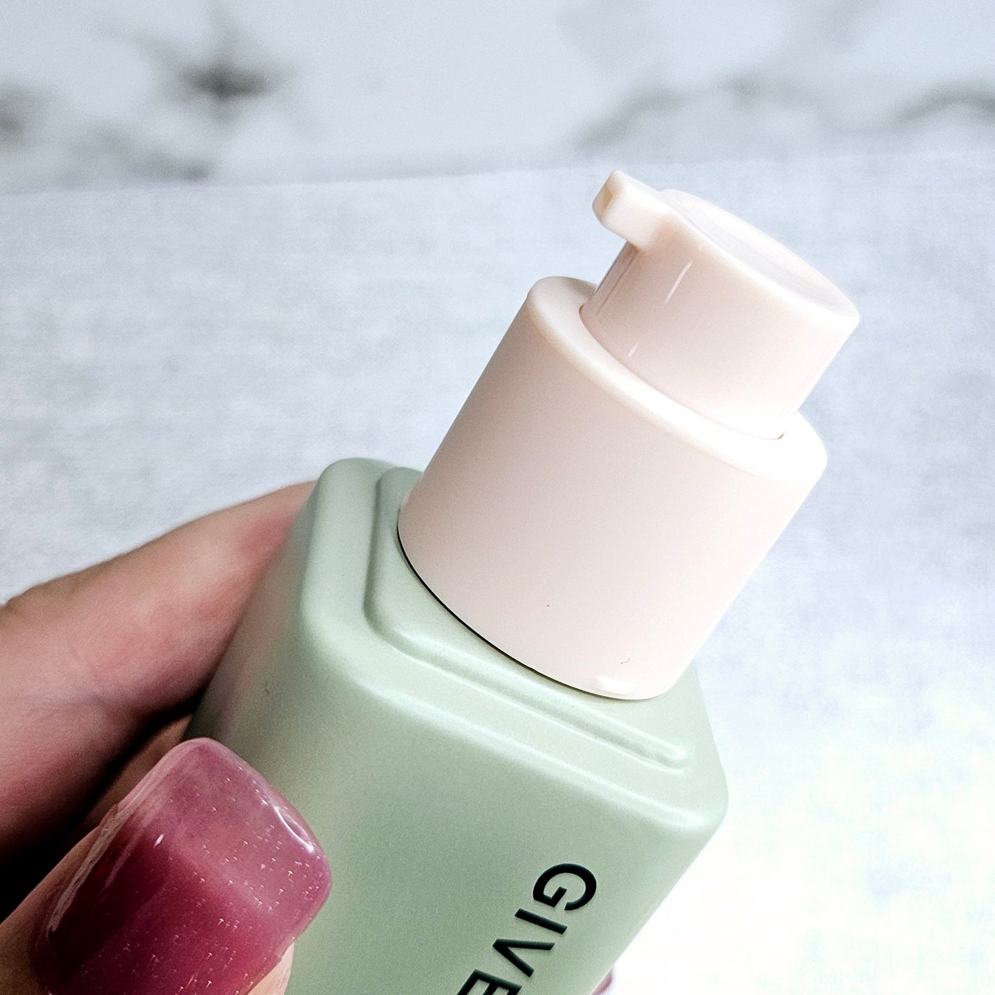 ジヴェルニー 密着カバーファンデーション/GIVERNY/リキッドファンデーションを使ったクチコミ(3枚目)