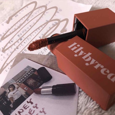 インスタを通してBINEY様から頂きました！

Lilybyred ブラッディーライアーコーティングティント05💄

ムースのようなテクスチャーが特徴のティントです。
伸ばすと優しい発色になるのでグラデ