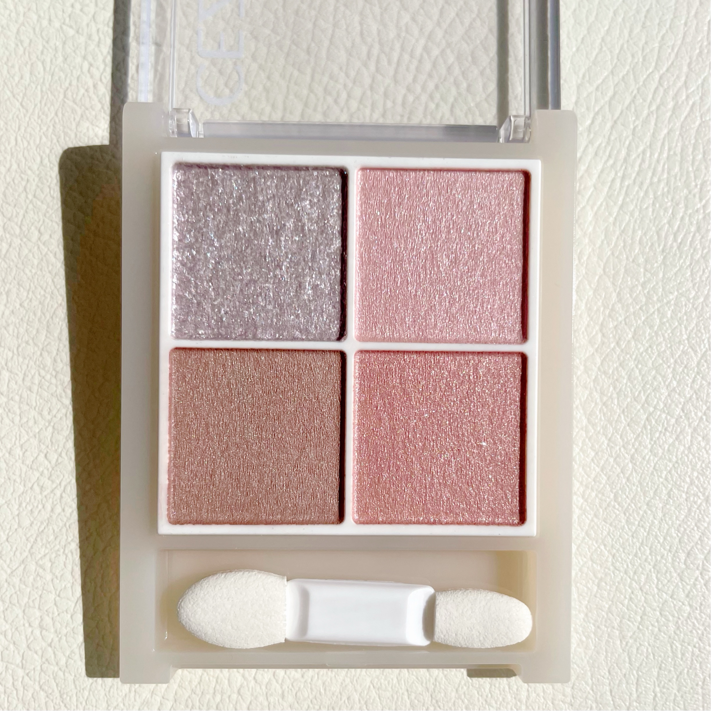 ペールトーンアイシャドウ/CEZANNE/アイシャドウを使ったクチコミ（3枚目）