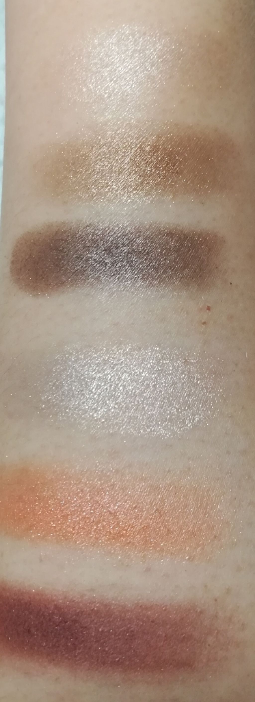 トーンアップアイシャドウ/CEZANNE/アイシャドウパレットを使ったクチコミ(2枚目)