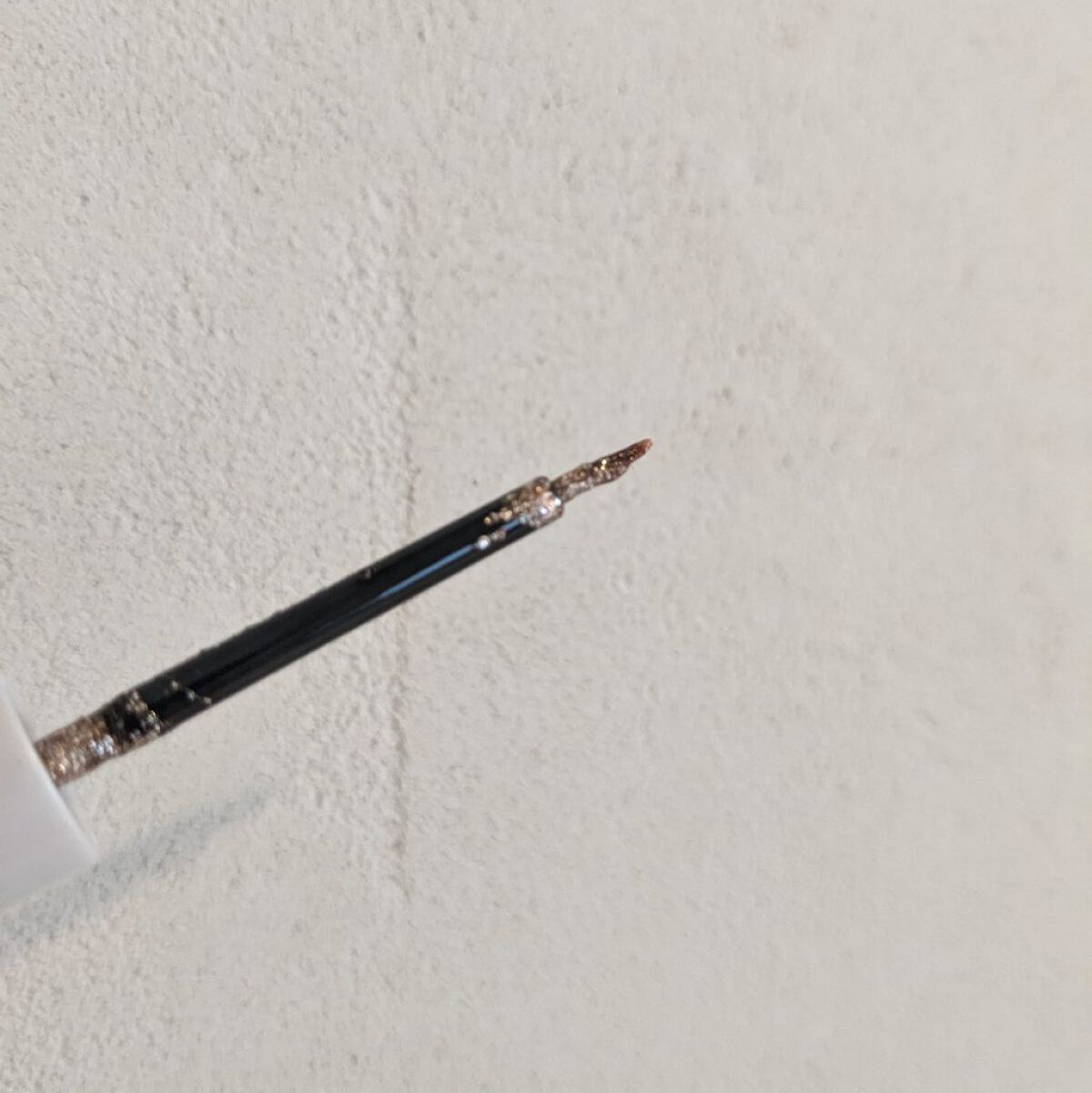 グリッター イルミネーションライナー R 01 ピンクベージュ/CipiCipi/リキッドアイライナーを使ったクチコミ（2枚目）