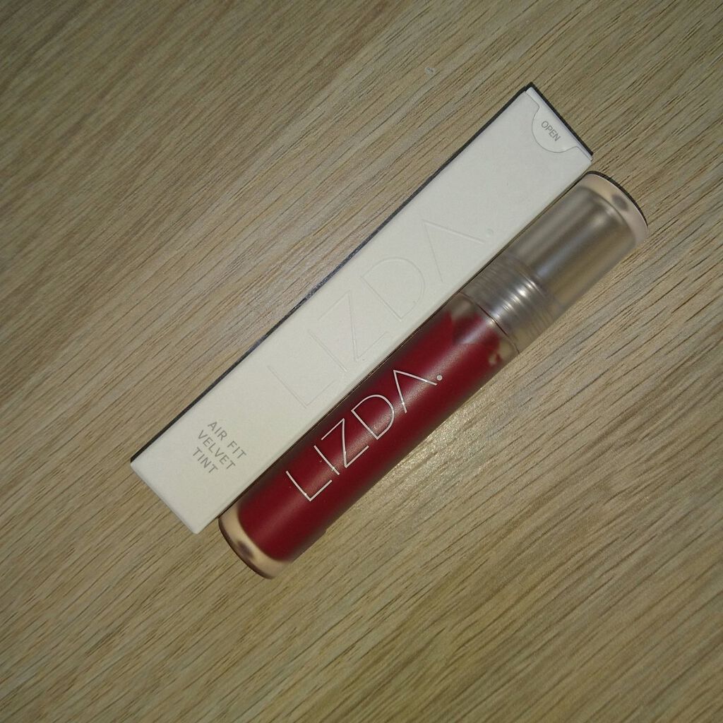 エアフィットベルベットティント/LIZDA/リップティントを使ったクチコミ（2枚目）