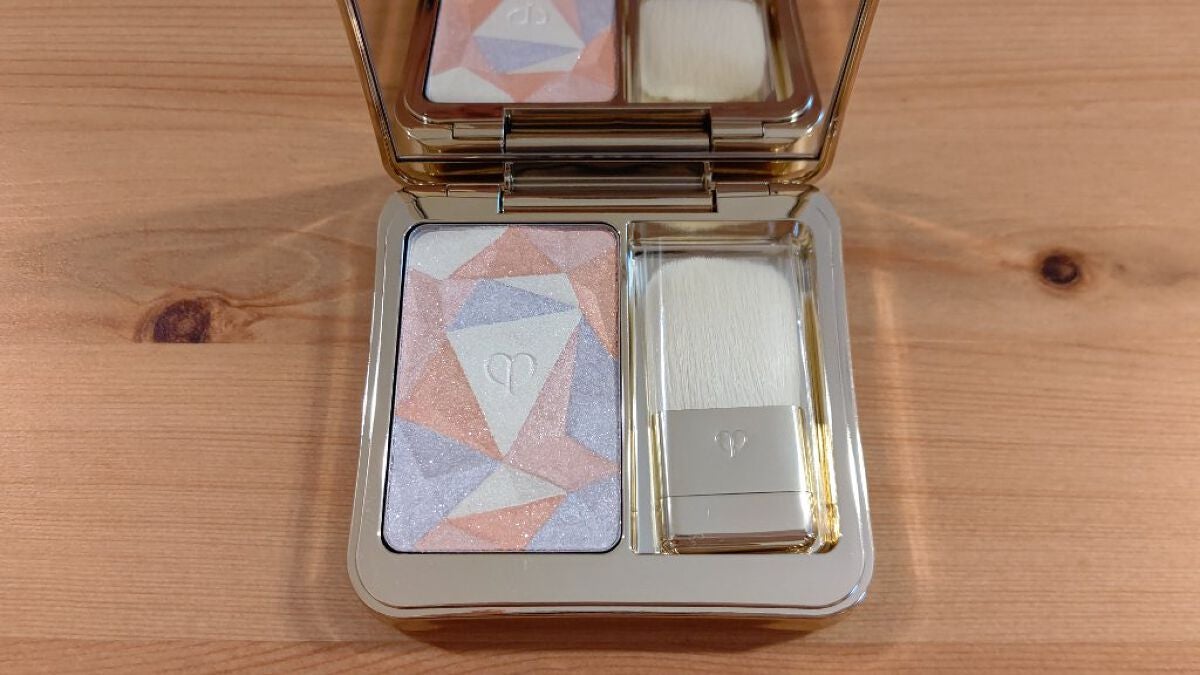 ル・レオスールデクラ /クレ・ド・ポー ボーテ/パウダーハイライトを使ったクチコミ(1枚目)