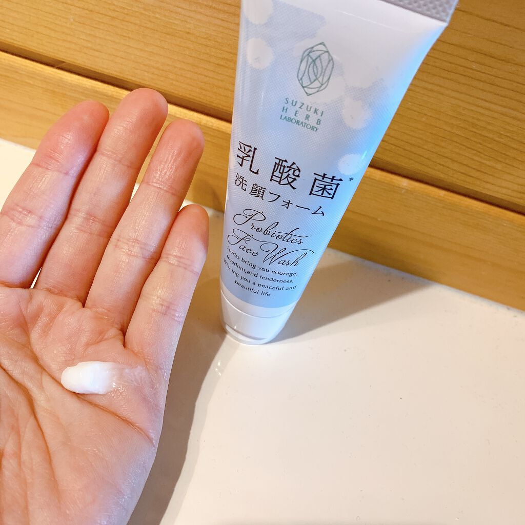 鈴木ハーブ研究所 乳酸菌洗顔フォームのクチコミ「鈴木ハーブ研究所
乳酸菌洗顔フォーム 50g

こちらは、肌の美肌菌を増やすと言われる乳酸菌が.....」（2枚目）