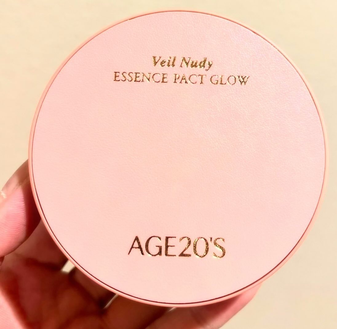 ヴェールヌーディ エッセンスパクトグロウ/AGE20’s/クリーム・エマルジョンファンデーションを使ったクチコミ（2枚目）