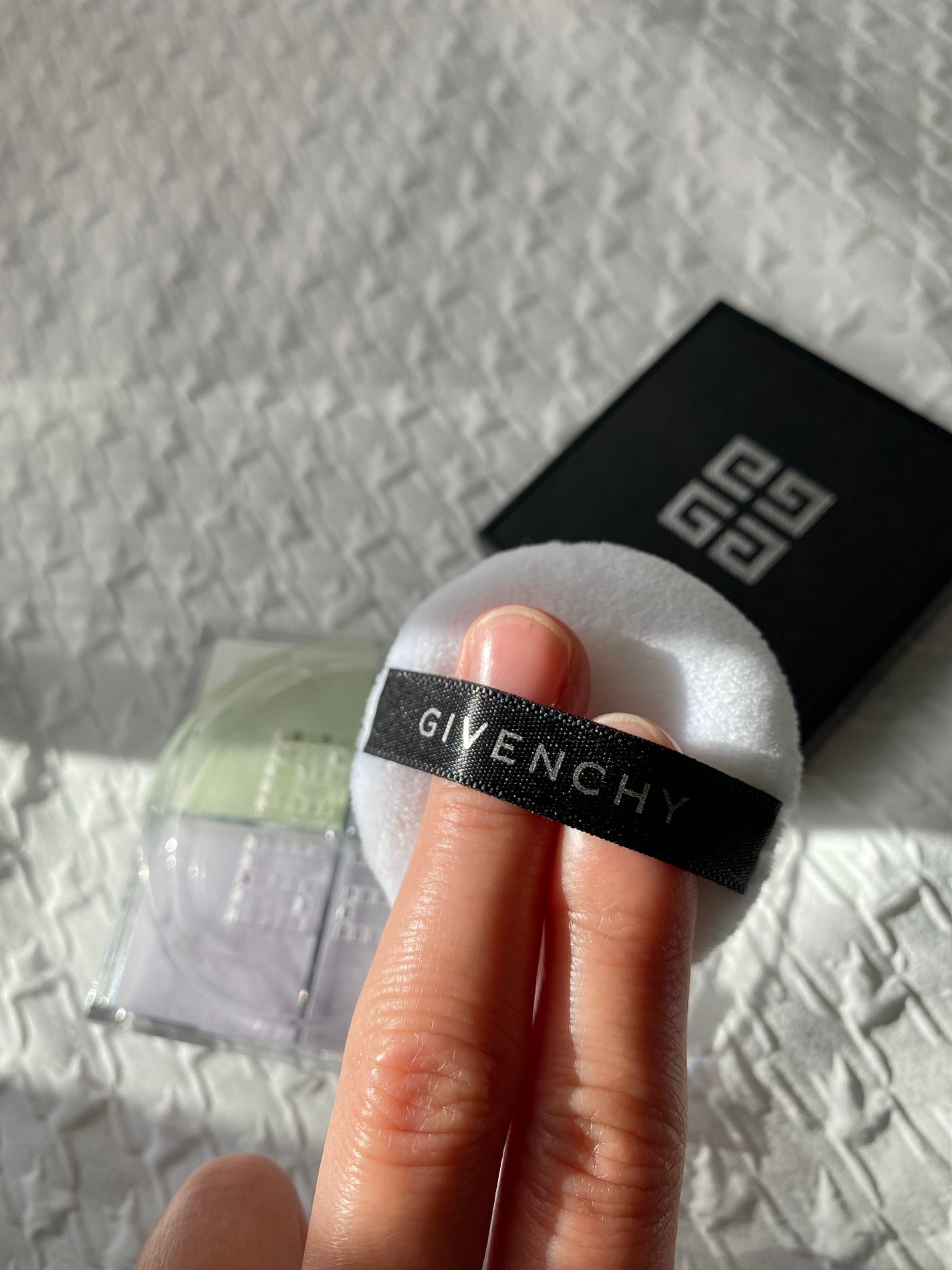 プリズム・リーブル/GIVENCHY/ルースパウダーを使ったクチコミ(2枚目)