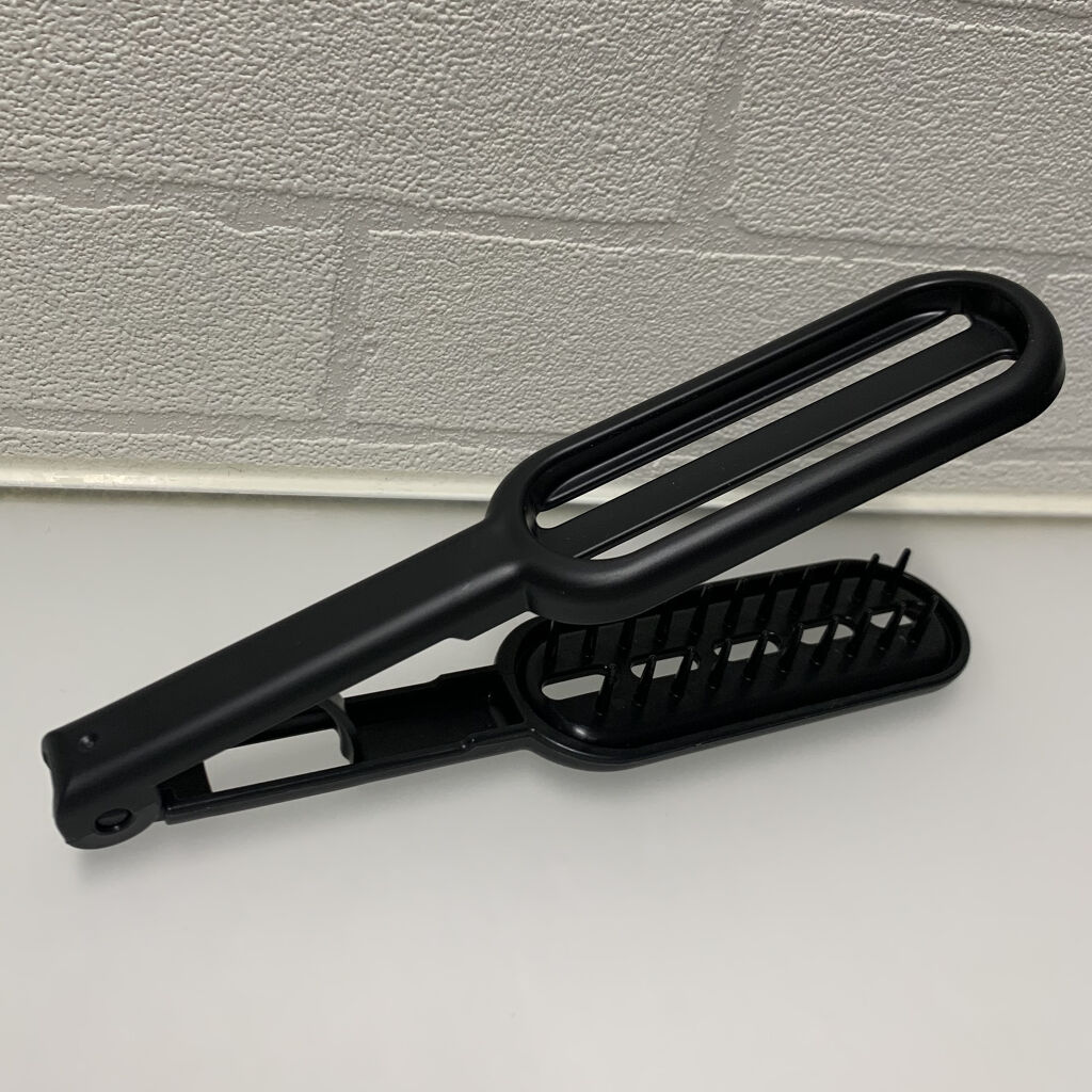 ブロー用ストレートブラシ/セリア/ヘアブラシを使ったクチコミ（2枚目）