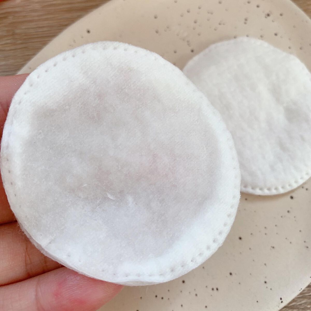 オーガニックコットンパッド ラウンド /THE BODY SHOP/コットンを使ったクチコミ(5枚目)